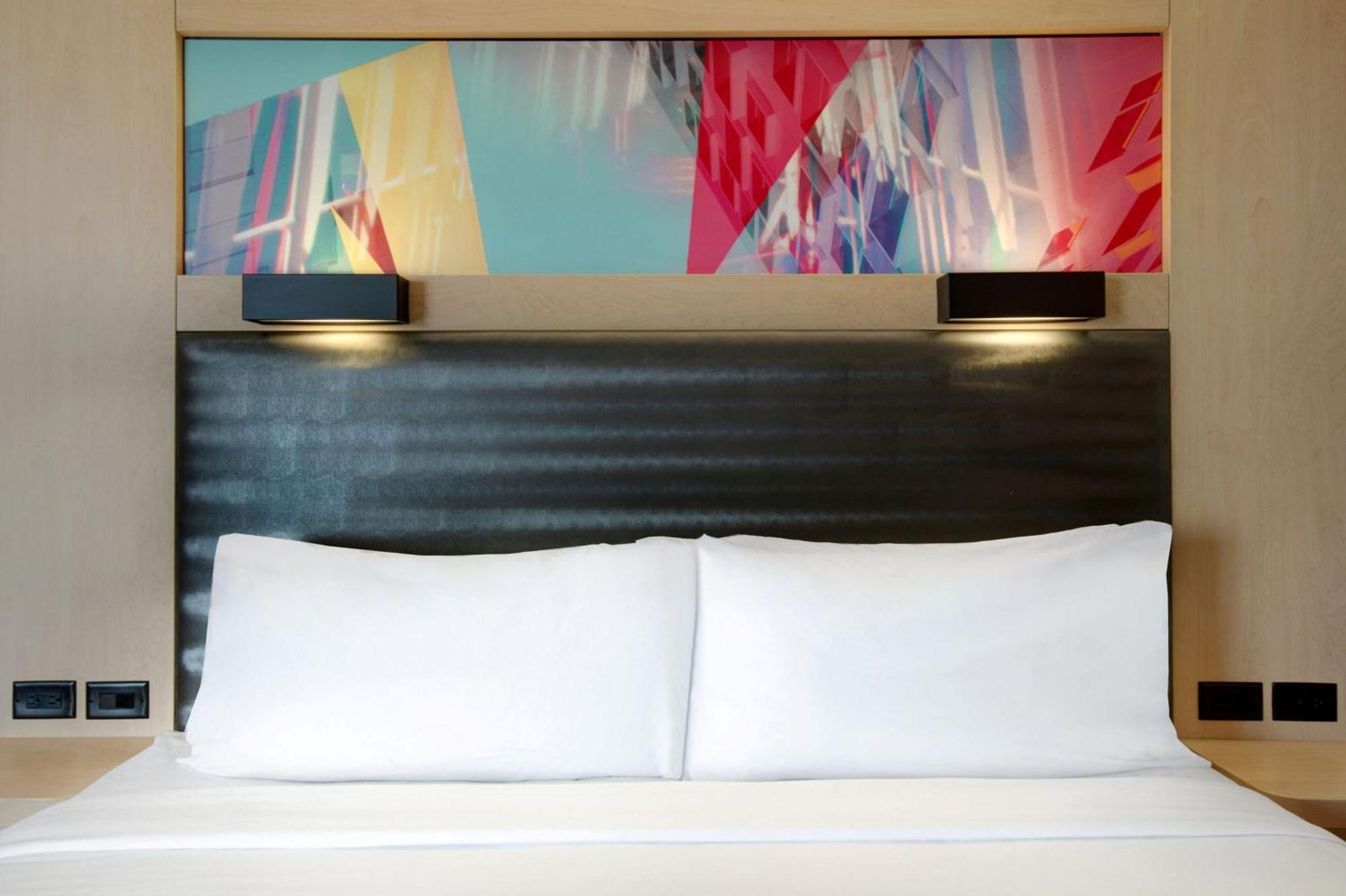 Aloft Oklahoma City Downtown - Bricktown Екстер'єр фото